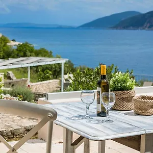 Holiday home Martini Waterfront, Fiskardo